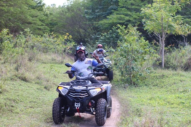 3 Hours Four-wheel Adventures - Staff, photos, and the small-group advantage
