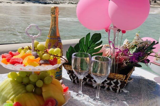 3 hrs Private Snorkeling Yacht tour in Bavaro Punta Cana - The Natural Sea Pool: Music, Hookah, and Waist-Deep Relaxing