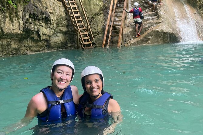7 Waterfalls in Puerto Plata + a Delicious Local lunch. - Lunch after the waterfalls: what a Dominican buffet does for your energy
