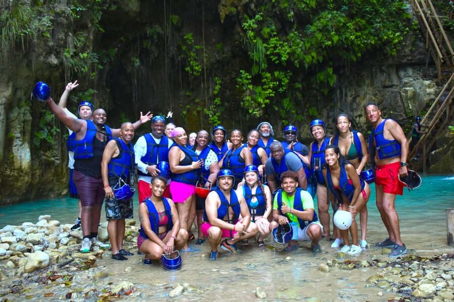 7 Waterfalls Tour With Lunch in DR (Taino Bay & Amber Cove) - Practical Tips for a Smooth, Wet Day