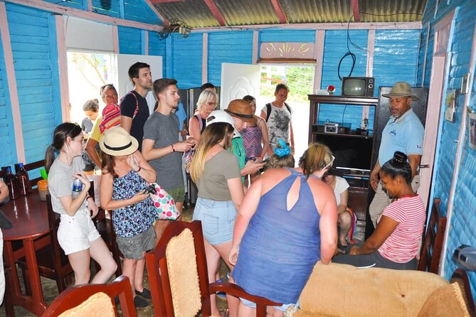 8-Hour Tour Enjoying the Dominican Culture Through the Countryside - Batey and Sugar Cane Walk, Plus the San Dionisio View