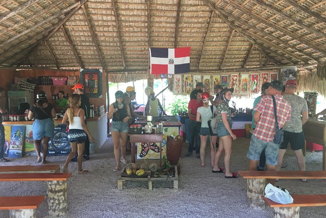 Adventure Buggy & ATV Extremes Macao Beach, Punta Cana. - Stop 4: coffee and cacao plantation tasting with natural flavors