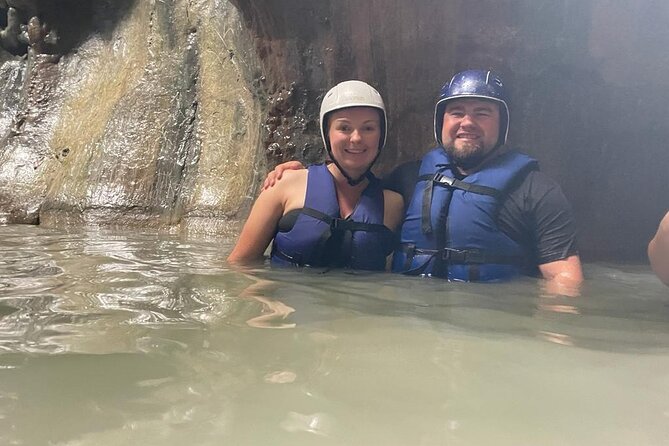 Adventure in the 7 Waterfalls + Typical Lunch and Transportation - Weather and water: what can change your day
