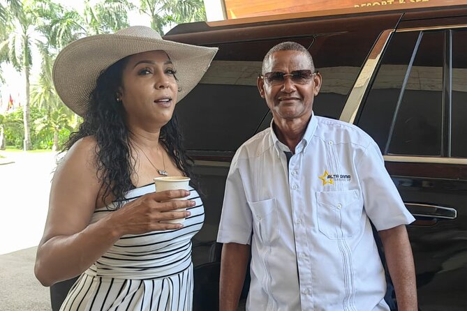 Airport Transfer from/to Uvero Alto to Punta Cana - Finding Your Driver at PUJ, Terminal A or B