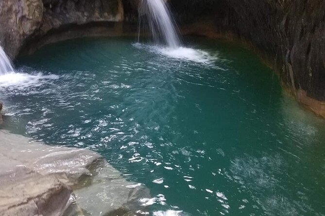 Amber Cove and Taino bay Cruise Ship – 7 Waterfalls - Stop 1 in Imbert: a short chocolate break with real shopping time