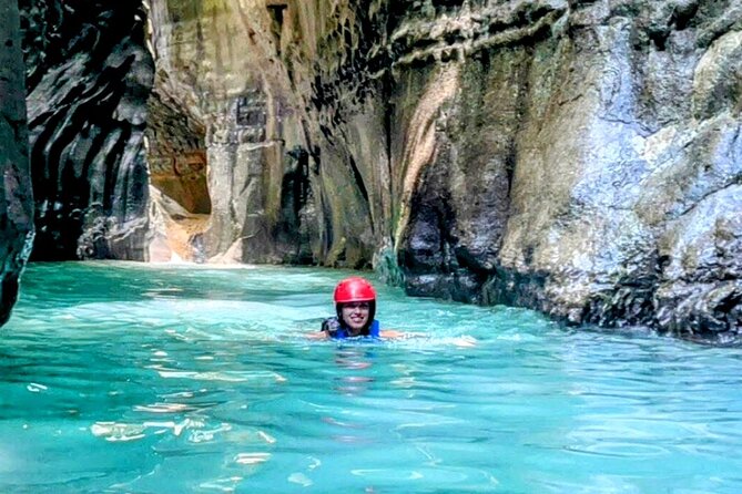 AMBER COVE-TAINO BAY 5 Zip Lines 7 Waterfalls + Locale Food - Key Highlights at a Glance