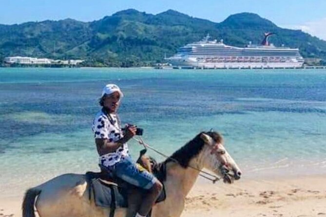 AMBER COVE-TAINO BAY Horses Beach Ride & City Sightseeing - Chocolate Lovers DR: Cacao Basics and Hot Chocolate Plus Extras