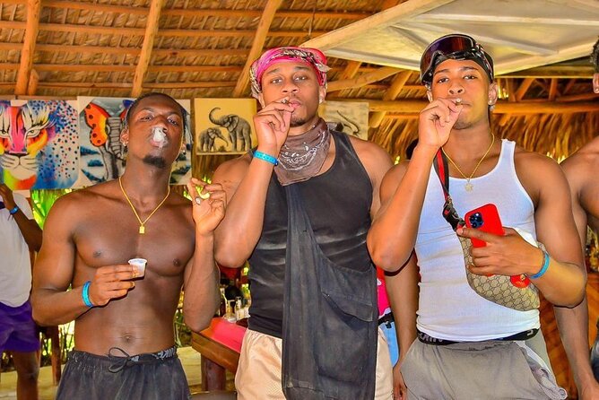 ATV through the cenote jungle, chocolate tasting AND coffee - Coffee and chocolate tasting at an authentic Dominican home stop