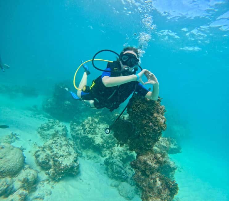 Bávaro: Scuba Diving Experience for Beginners - Gear fitting and regulator practice, the part you should take seriously