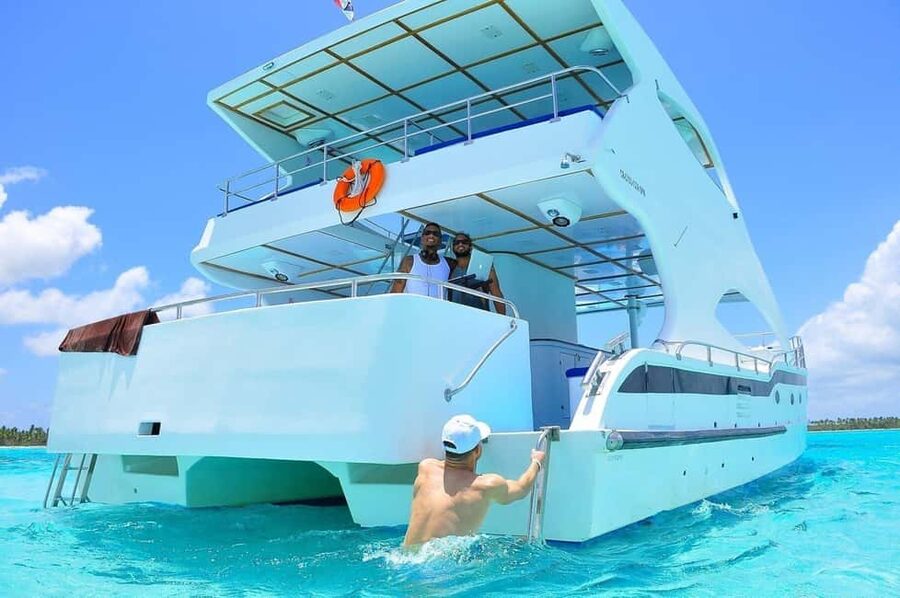 Bayahibe: Saona Island Catamaran Cruise with Natural Pool - Cruising Cotubanama National Park Waters on a Sailing Catamaran