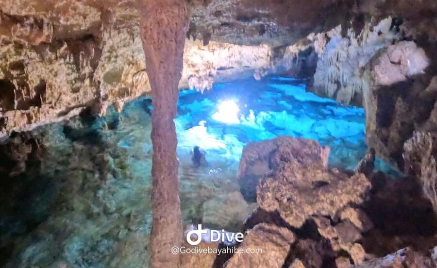 Bayahibe: Snorkeling Tour - Sea, Cotubanama park & Cenotes - Seaside lunch in Bayahibe: a real break, not just food on the run