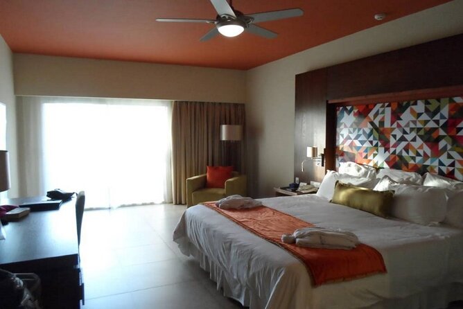 Breathless Punta Cana Resort & Spa - Round Trip Shuttle - Punta Cana Airport - From airport arrival to resort check-in, step by step