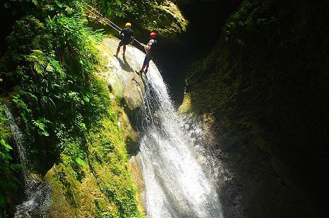 Canyoning - The Magic Mushroom - What to wear and bring for canyoning in the Dominican Republic (practical, not fancy)