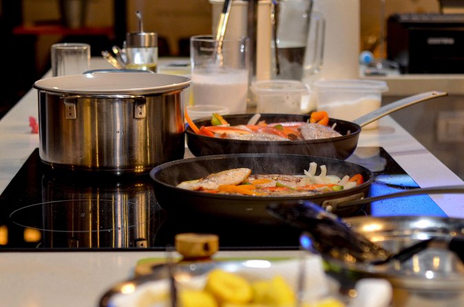 Caribbean Lobster - Dinner plus two alcoholic drinks, what you eat at the table