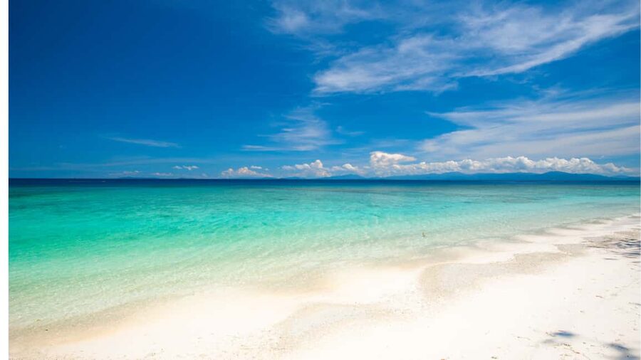 Catalina Island, even more pristine than Saona - Lunch and Unlimited Drinks: Simple Dominican Comfort on a Short Clock