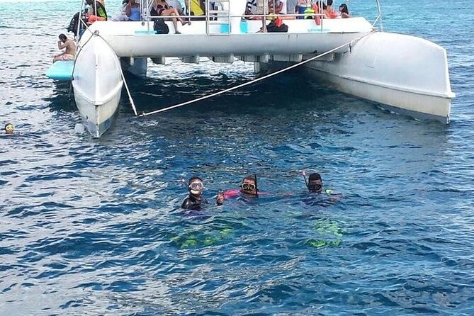 Catalina Island & Snorkling Tour Full Day All Inclusive - Isla Catalina Snorkeling: The Wall, Life Jackets, and Real Expectations