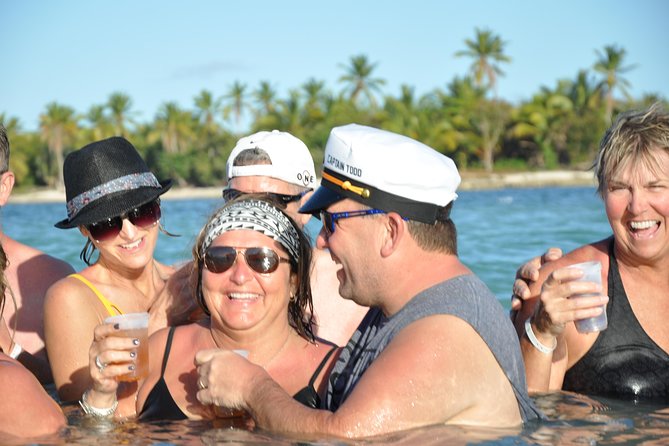 Catamaran Booze Cruise, Snorkeling & Punta Cana Coast View - Punta Cana catamaran day plan, in plain order