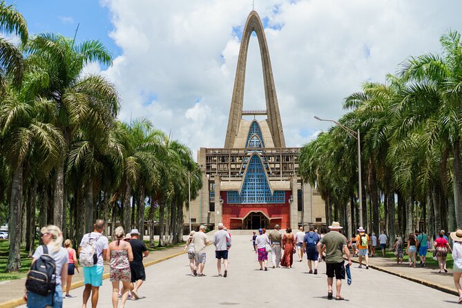 City Tour & Half-Day Safari Experiences - Who should book this safari, and who might skip it