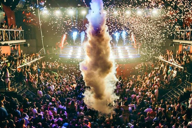 Coco Bongo Disco Show! The Best Punta Cana Party! - The Included Drinks and Comfort Factor (Where Your Money Goes)