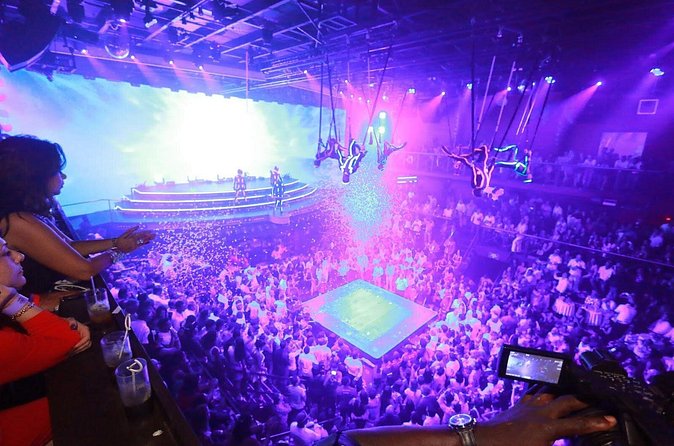 Coco Bongo Show and Disco - Hotel pickup and the smoothness test