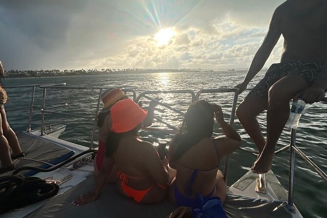 DE Hip Hop Boat Party for Adults and Free Drinks Only - Price and value: is $64 a good deal?