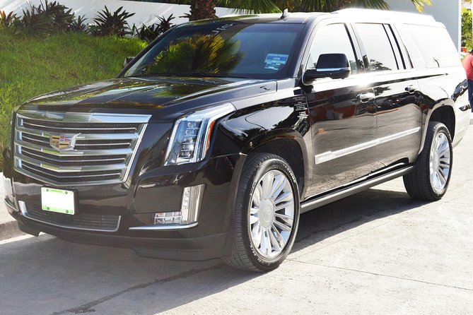 Departure Luxury Transportation: Hotels to Punta Cana International Airport(1-5) - Where the driver will find you, from Punta Cana to Santo Domingo City