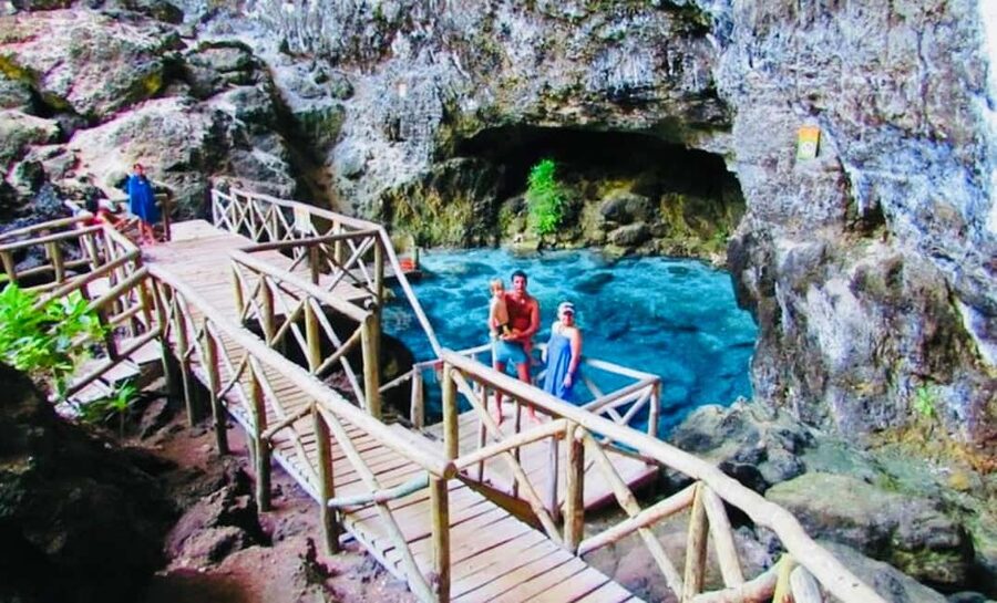 Discover Santo Domingo: A Day Trip from Punta Cana - Columbus Lighthouse and Presidential Palace, then straight into the Colonial Zone