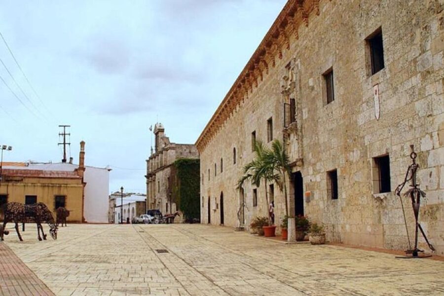 Discover Santo Domingo: Colonial History, Monuments & Lunch - National Pantheon and Holy Cathedral Primada: the spiritual core