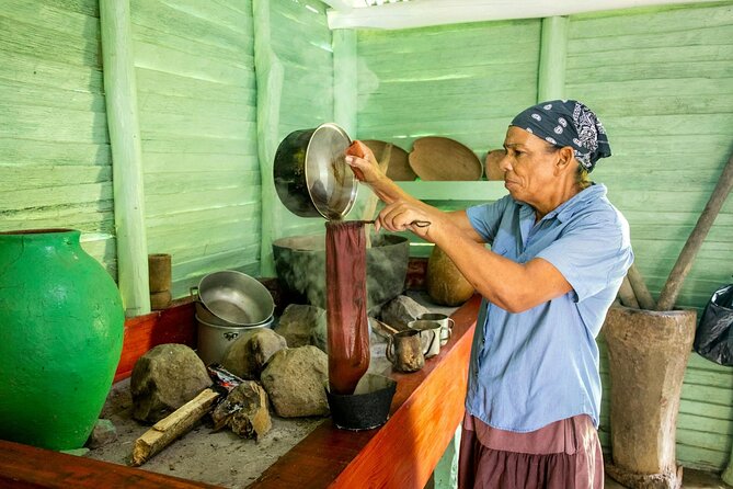 Dominican countryside, culture and beach escape with lunch - Stop 1 in Higüey: Altagracia Basilica and the market area