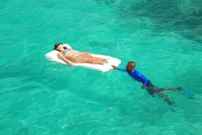 Dr. Fish Ocean Spa including Lunch - Lunch back at port: included wine, fresh fruit, and a beachfront meal