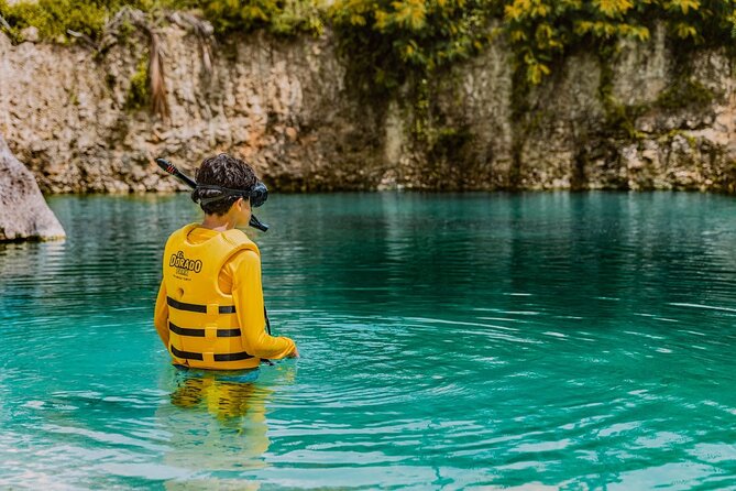 El Dorado Water Park Full Entry and Transfer from Punta Cana - Professional guide and the ecological adventure piece