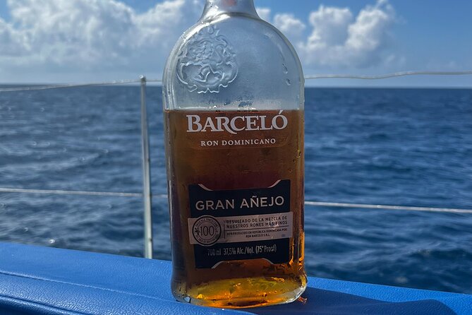 Exclusive Adventure in Saona: Small Group - Natural Pool Starfish Moment, Plus Rum and Aperitif