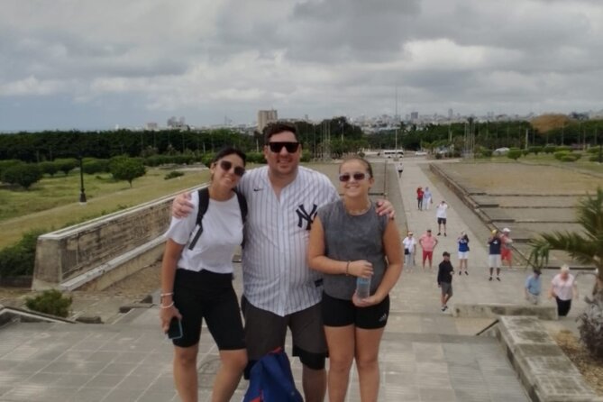 Excursion to the Three Eyes Park and the Colón Lighthouse - How guides shape your day (including plan changes)