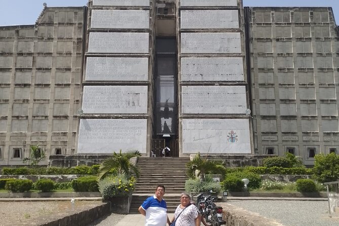 Excursion to the Three Eyes Park and the Colón Lighthouse - How to plan what to bring (and what not to waste space on)