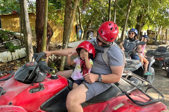 Family ATV Tour & Monkey Private Van - The monkey part: Monkey Home and squirrel monkeys on your shoulders