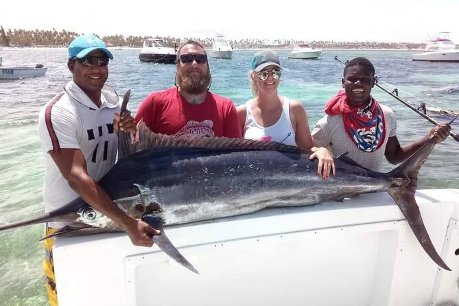 Fishing Adventure Punta Cana – Full Experience Professional - Drinks, nachos, and small touches that lift the day