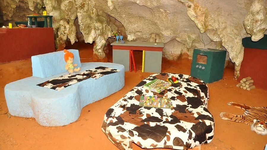 Flintstones Buggy, Cave and Adventure in Bavaro - Bedrock City above the cave, with Flintstones props you can actually see