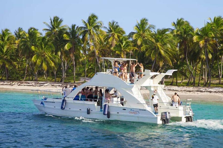 From Bavaro, Punta Cana: Boat Party, Snorkeling, Drinks, Snacks, and Transportation - Getting to Bavaro beach, without turning it into a whole project