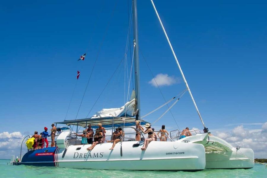 From Bayahíbe: Saona Island Catamaran Cruise with Buffet - Key highlights to know before you go