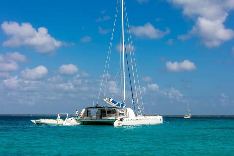 From Bayahíbe: Saona Island Catamaran Cruise with Buffet - What to bring: the checklist that keeps Saona comfortable