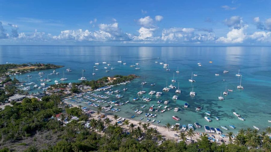 From Punta Cana: Catalina Island Swim, Sail & Snorkel - Catalina Island beach time: chairs, lunch, and real downtime