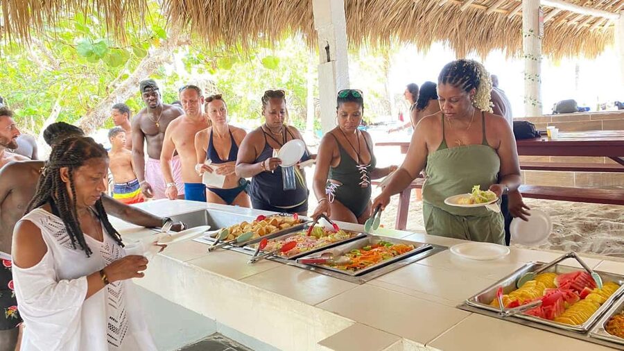 From Punta Cana or Bayahibe: Catalina Island with Snorkeling - Who this private Catalina trip is best for