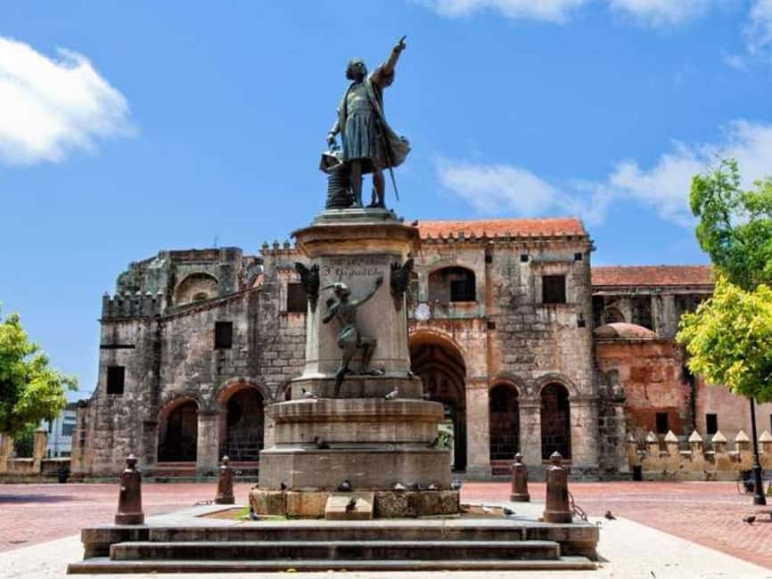 From Punta Cana: Santo Domingo Day Tour with National Park - The Pickup Reality: Schedules, Bus Changes, and Group Rhythm