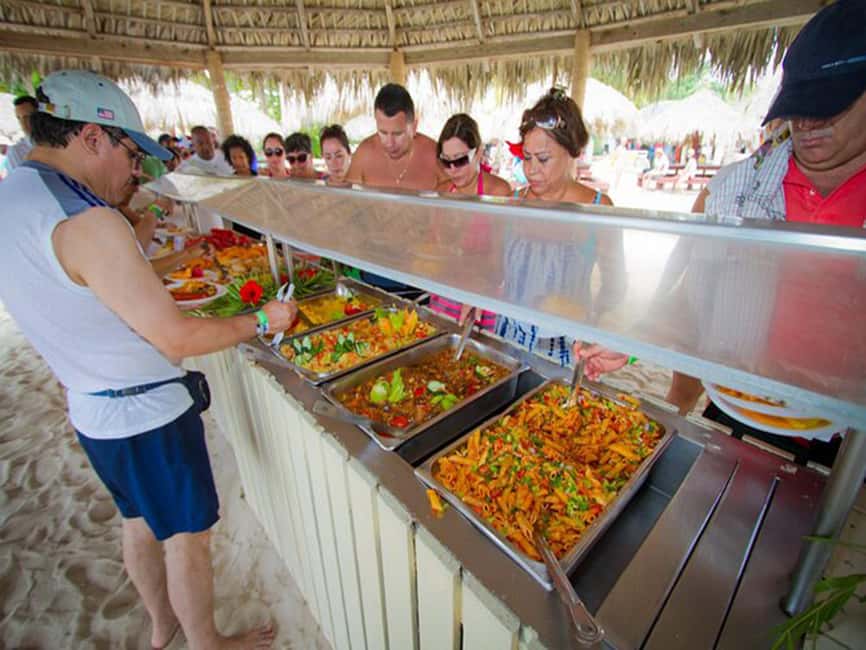 From Santo Domingo: Saona Island Day Trip with Lunch - Key Things You’ll Notice on This Saona Day Trip