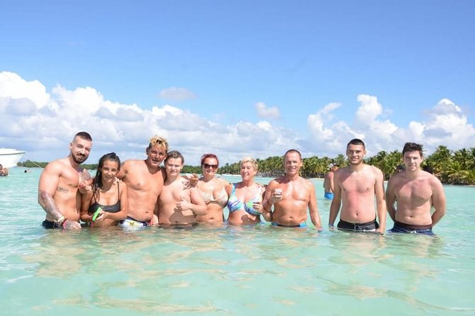 Full-Day Cruise to Saona Island - Natural Pool and Lunch - Photo and souvenir extras, including the “outsourced” picture situation