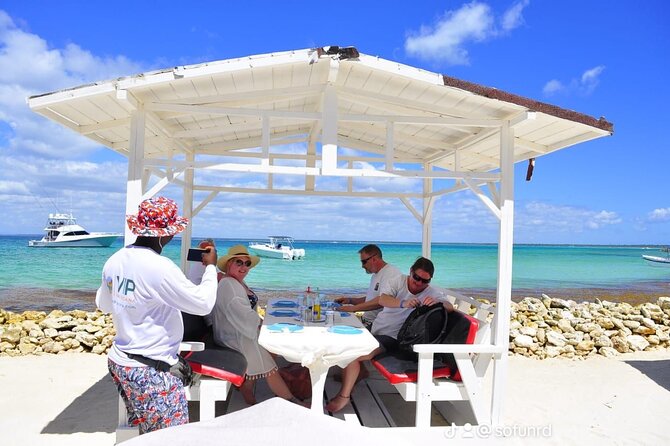 Full Day Excursion to Saona Island with All Inclusive - The return catamaran: music, drinks, and a better ending than expected