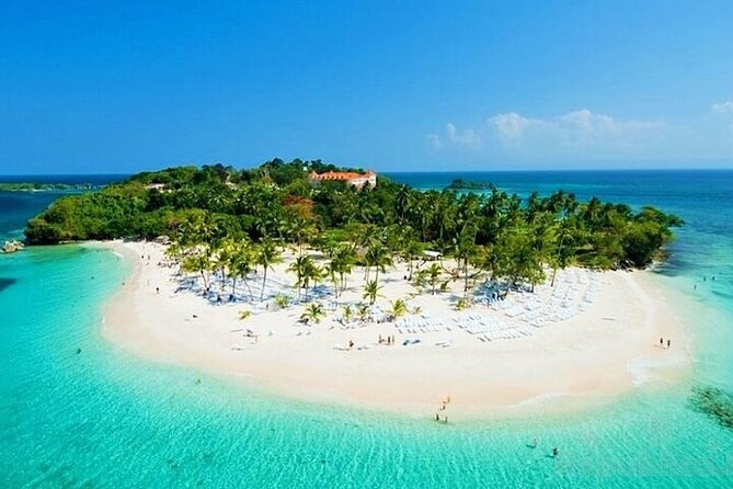 Full-day Whale watching Tour in Samana Bay from Punta Cana - Cayo Levantado: a beach break that actually matters