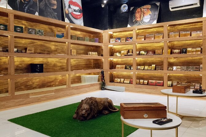 Guided Shopping Tour to WordMart Souvenirs - Round Trip Transport - Quick Checklist Before You Go