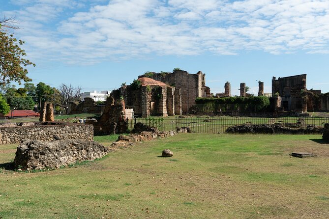 Guided Tour in the Colonial Zone of Santo Domingo - Price and value: what $65 covers, and what it does not