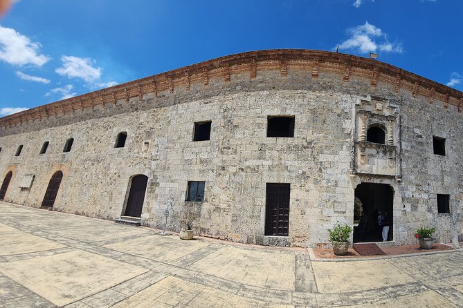 Half Day Excursion Colonial Zone, Faro to Colón, 3 Eyes Park - Alcázar de Colón: Columbus-linked fortress, built 1511 to 1514